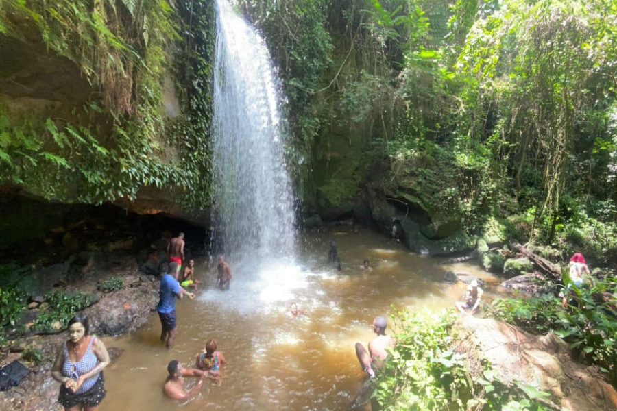 Rondonnée aux chutes de Meyang
